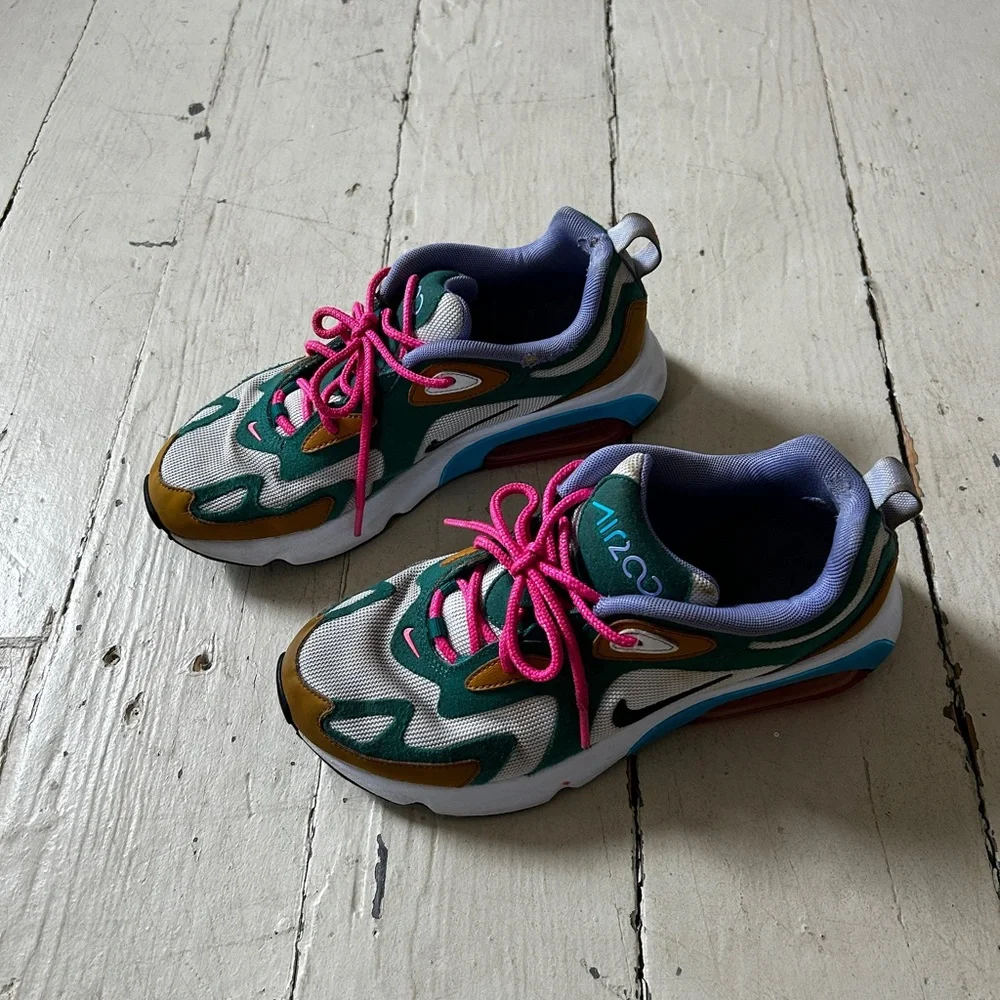 Nike Multicolor Sneakers with Pink Laces - Picture 5 of 8